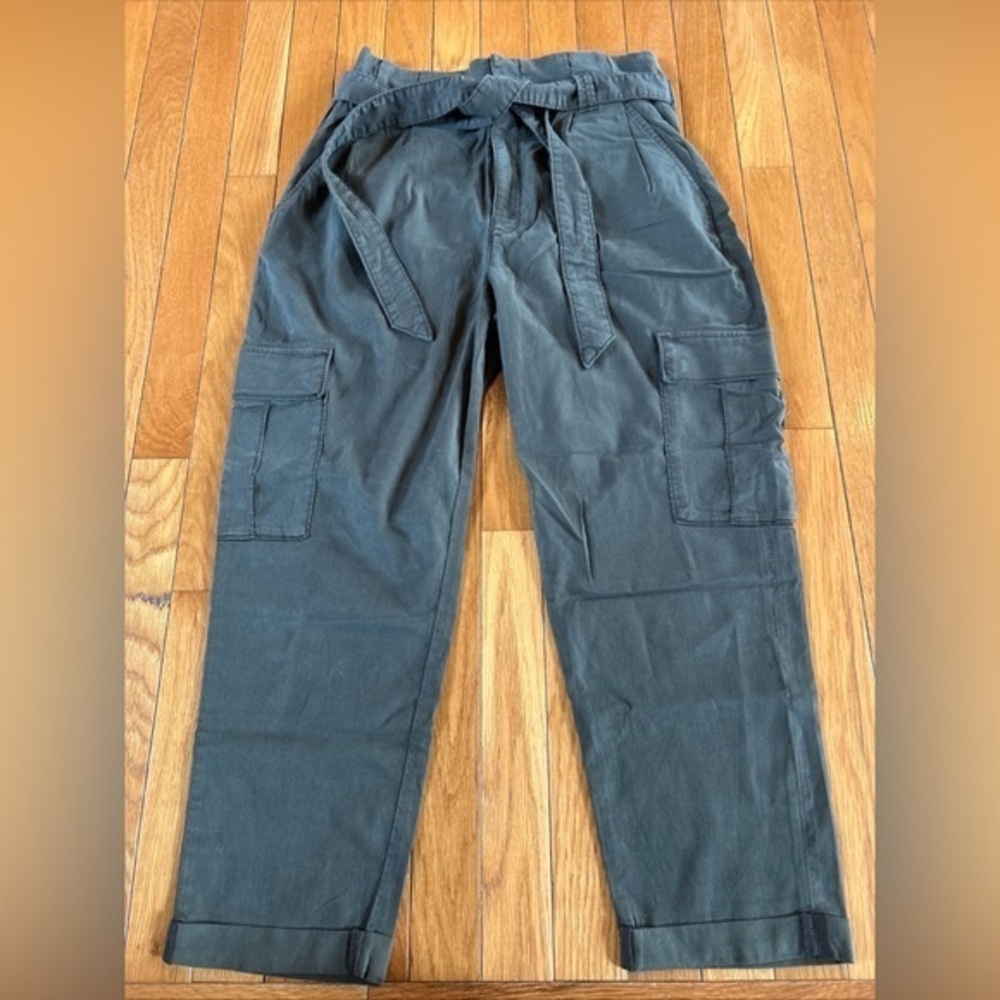 New NWT White House Black Market Tapered Ankle Sz 6 Army Green Belt Career Pants